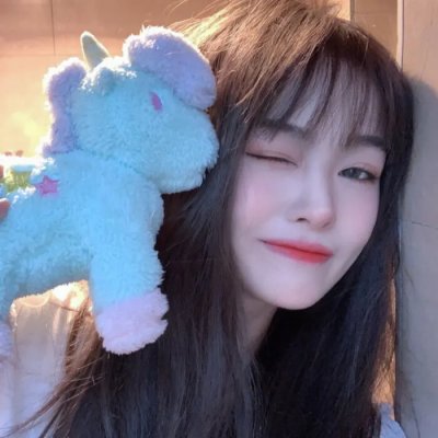 左撇子女孩